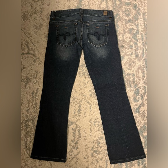 Guess Jeans: Size 30/10: Dark Blue Wash - Picture 2 of 2